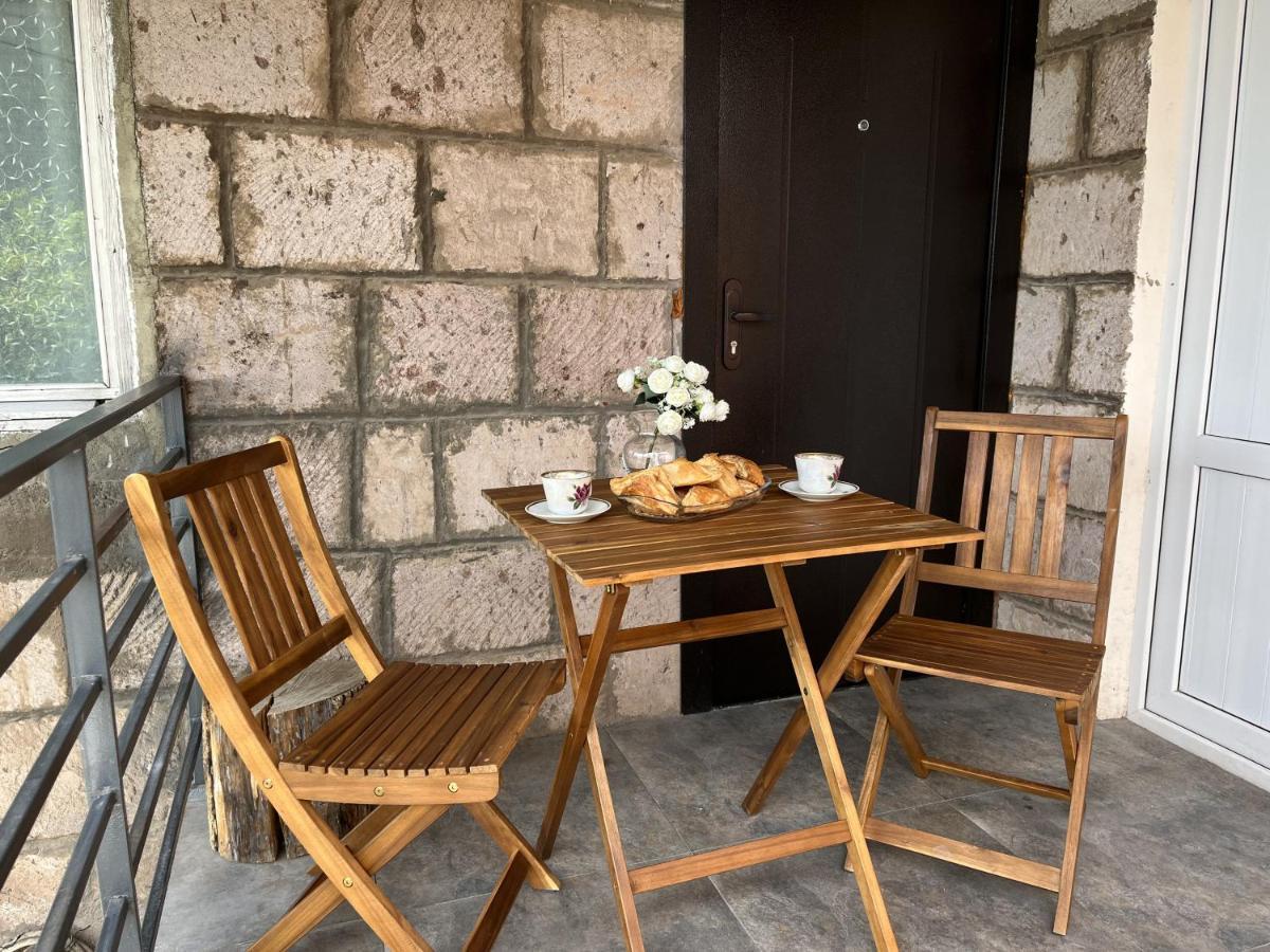 Дом В Аренду - Kharberd House, Долгосрочная И Краткосрочная Аренда Yerevan Bagian luar foto